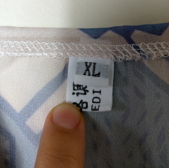 Geometric Print Kimono/Cover Up Blouse Size XL - Picture 7 of 7